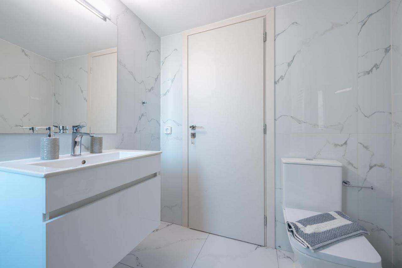 Newly Renovated Apt In The Heart Of Kerameikos Athènes Extérieur photo